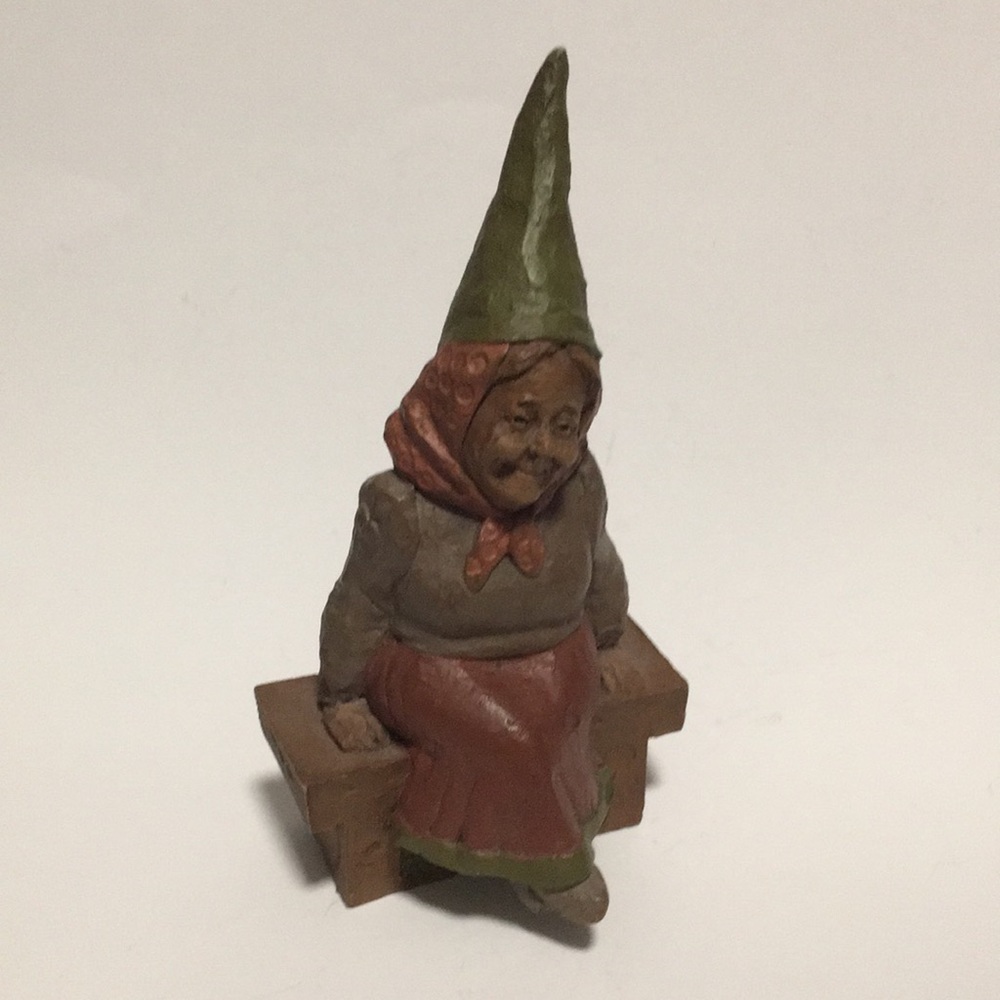 Vintage 1984 Thomas Clark Gnome “Elizabeth”